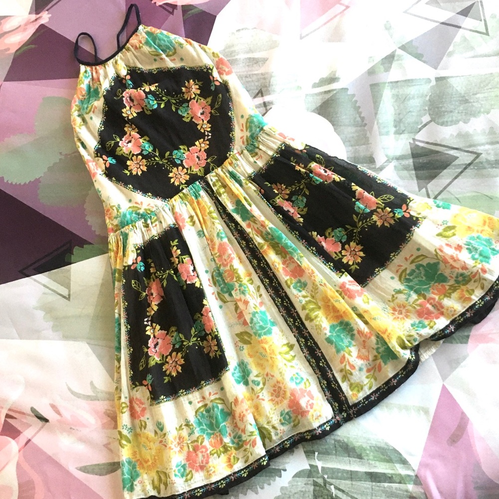 Ecote - cotton floral mini dress